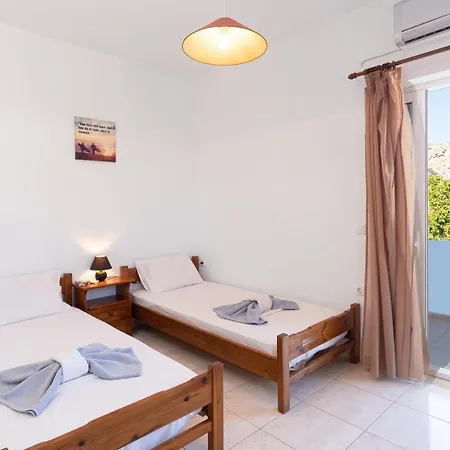 Boggi Apartment Goudhouros Exterior photo