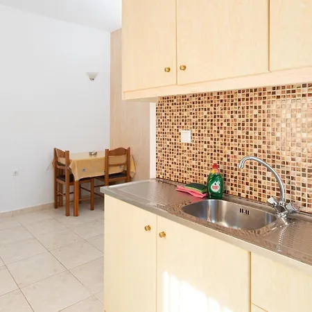 Boggi Apartment Goudhouros Exterior photo