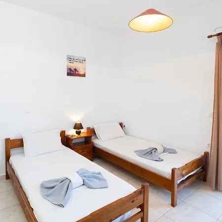 Boggi Apartment Goudhouros Exterior photo