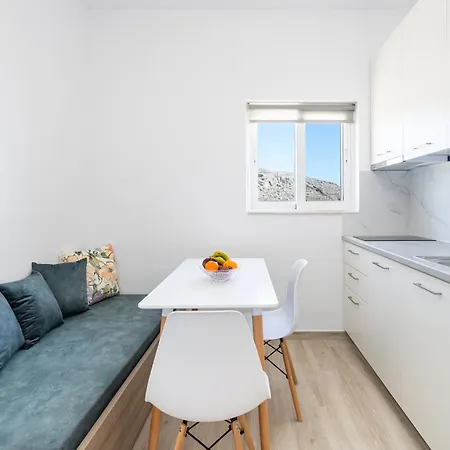 Boggi Apartment Goudhouros Exterior photo